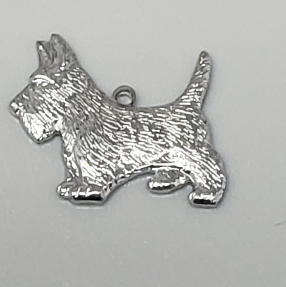 Sterling Silver Scottish Terrior (Scottie) Dog Pendant - Picture 8 of 8